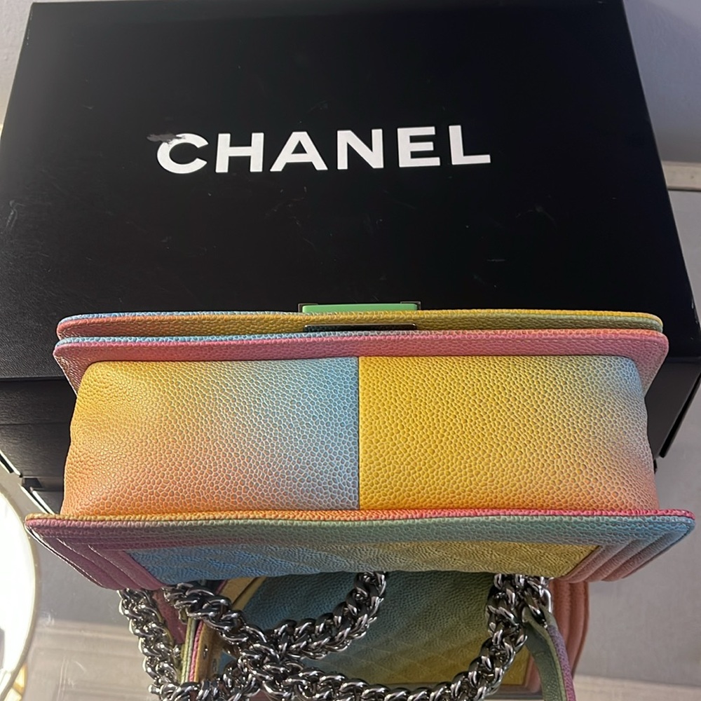 Chanel Medium 2017 Rainbow Boy Bag Perfect Colors! 🌈 - Picture 12 of 16